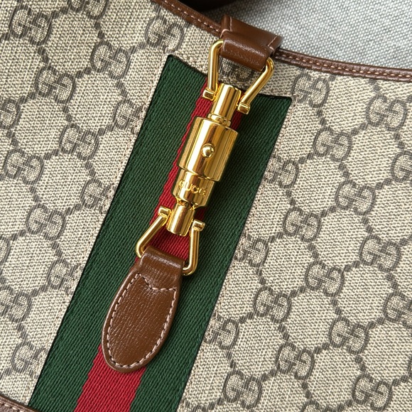 Gucci Jackie Small Hobo Bag Crossbody w/ Gold Hardware - Picture 2 of 6